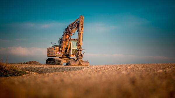 excavator for hire